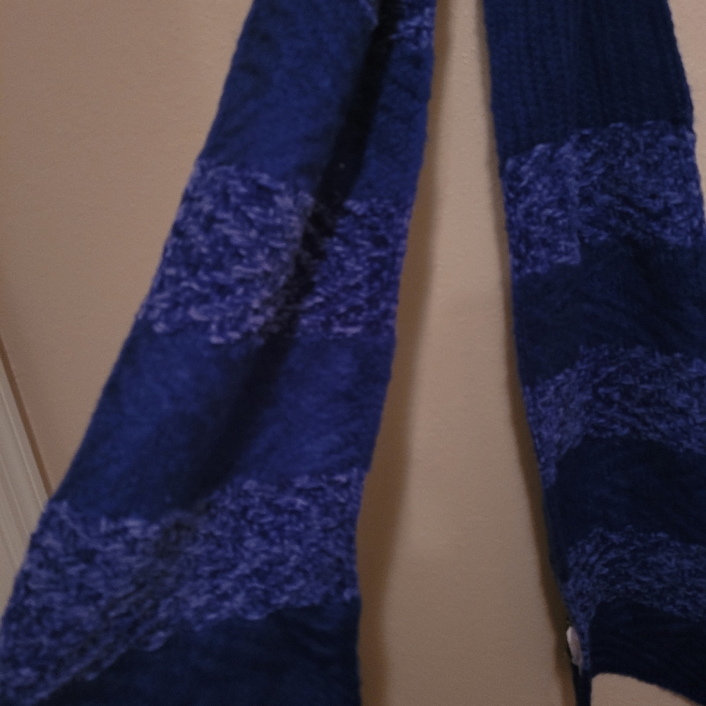 Blue INC scarf